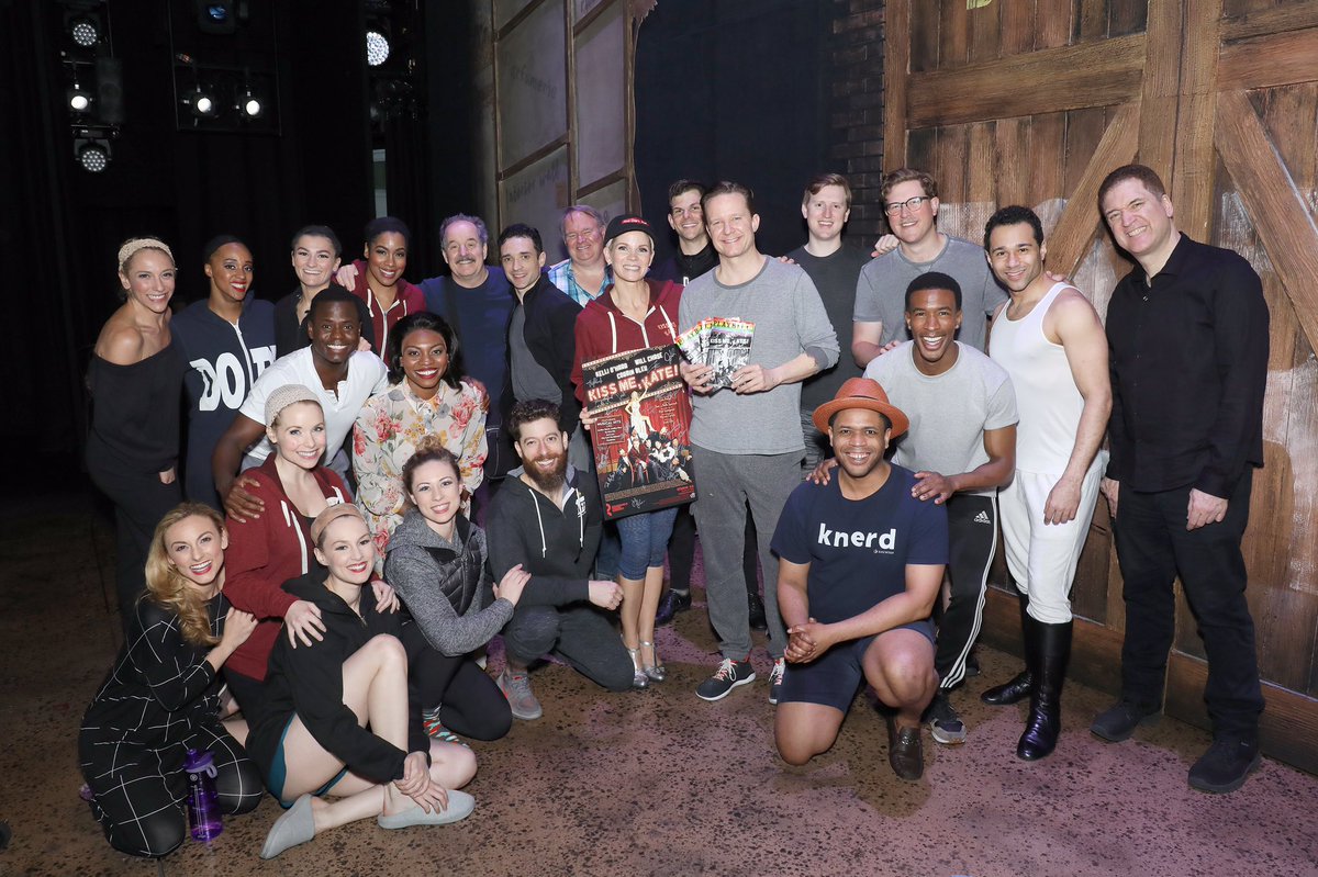 alifeinthearts's tweet photo. We’re “so in love” with our friends at @roundaboutnyc’s #KissMeKate! Thank you to everyone at Studio 54 for their performance that helped support #TheActorsFund—especially on the day of the @thetonyawards! We loved spending #TonySunday with you all! #TooDarnHot #IHeartTheArts https://t.co/Zar2unCzZE