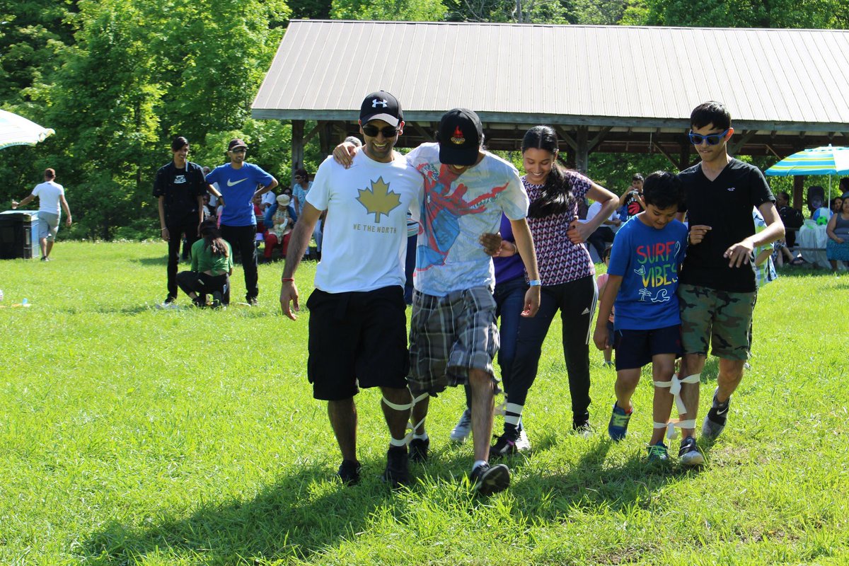 missrammandir's tweet photo. What a fun weekend☀️The Ram Mandir family had a great time enjoying delicious food and fun games at the park #brampton #mississauga #hinduism #hindu https://t.co/xd1HwgAZiy