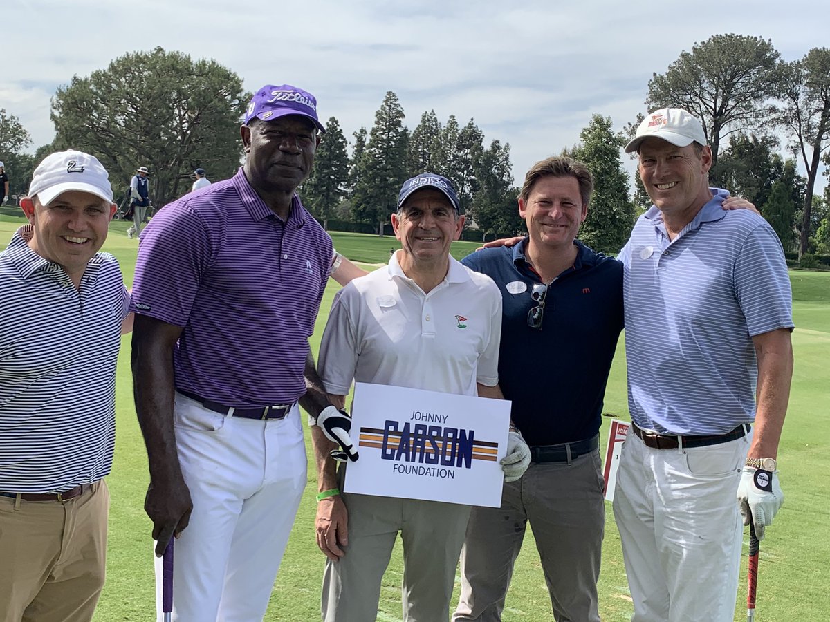 sagaftraFOUND's tweet photo. The #JohnnyCarsonFoundation team with @DennisHaysbert. https://t.co/2hhkFKDSqk