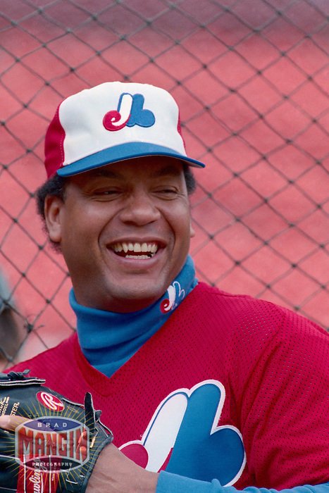 May we all age as handsomely as this dude. Happy birthday to Ken Singleton. by 
