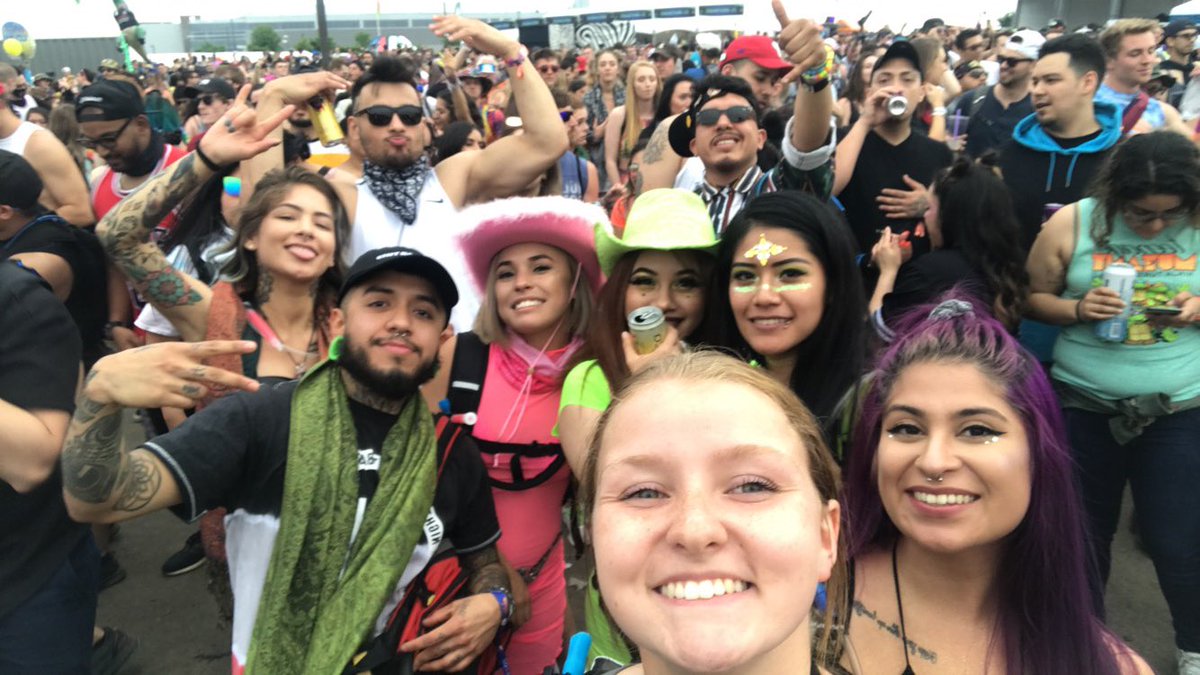 _CassGotAss's tweet photo. #samf2019 was a success 🥳💕 https://t.co/EWqvVK20Hl
