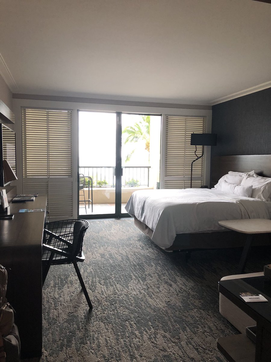 xplorationsguru's tweet photo. I had an absolutely amazing time at @WestinHapuna on the big island. Highly recommend! #spglife #hawaii #marriott #MarriottTRAVELER thanks for the rec @TheMrPickles https://t.co/mBtOTwiGnW