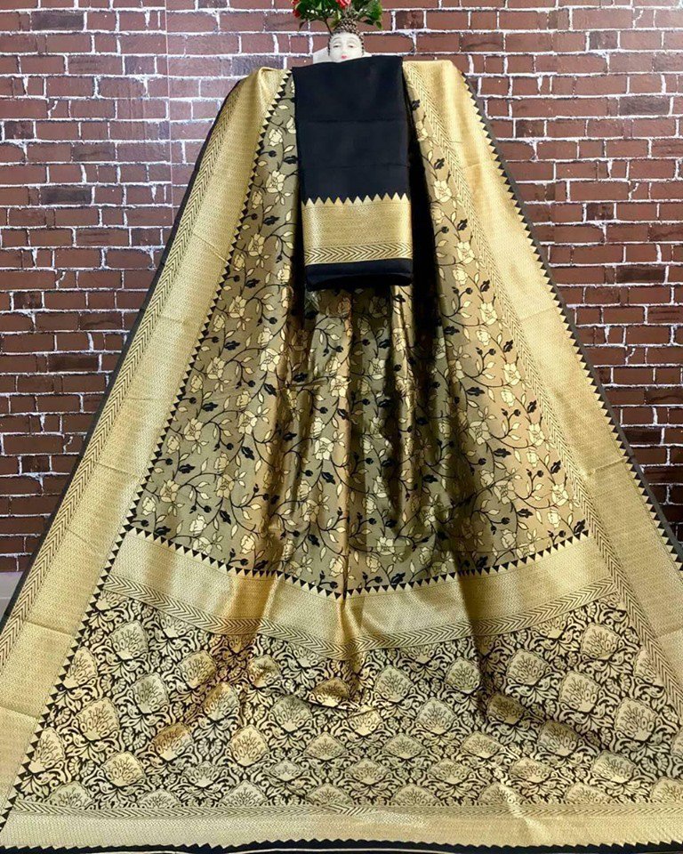 SumukhaOnline's tweet photo. 🌸🌸🌸🌸🌸
SS19857 #Sumukas Collection of the Day, #BANARASI #ART #SILK #SAREE
https://t.co/uDbFiMhHxN

📍For orders &amp; inquiries WhatsApp 
https://t.co/doPNYyVNXq  ☎

#instadaily #instamy #wedding #indianwedding #indianfashion #indianbride #womenfashion #malaysia https://t.co/UevJvGt6Nq