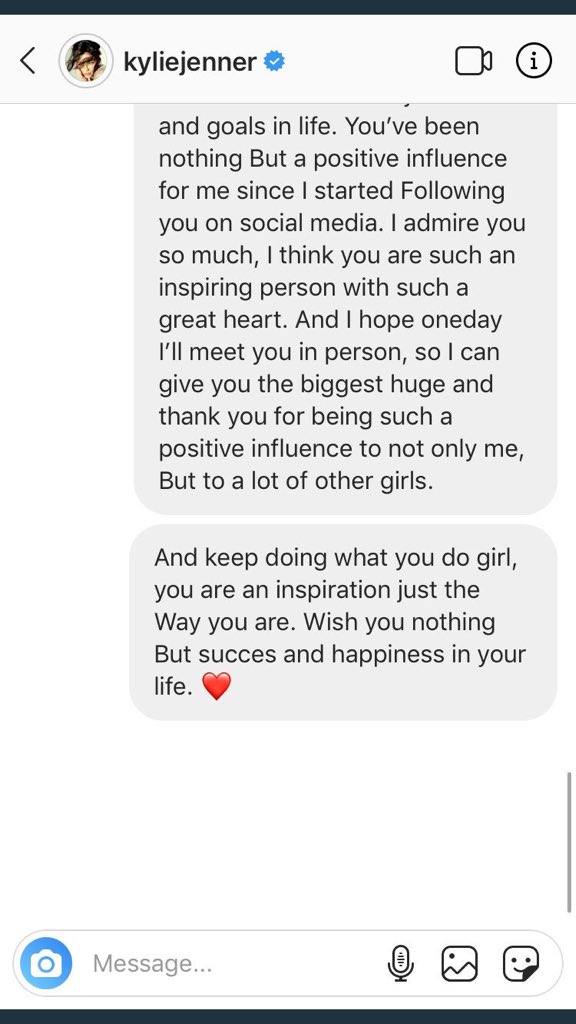 _TeamKylie_'s tweet photo. @KylieJenner I know you probably wont see this, But I’ll try and maybe oneday if im lucky enough you will notice me😕 If you ever do see this post, I wrote you a DM on insta, just to thank u for inspiring me, and for being such a positive influence for me and millions of others❤️ https://t.co/su6wHawZIj