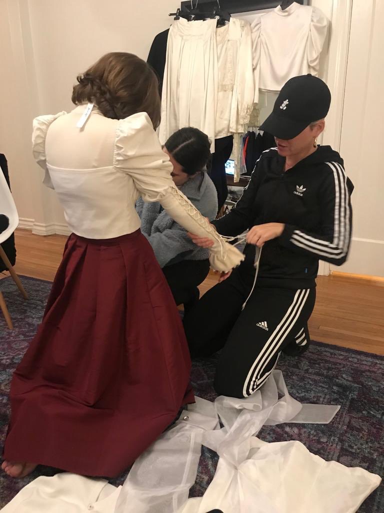katyperry_tops's tweet photo. RT katyperry: https://t.co/7fMvKCUCoW "Sometimes I moonlight as cynthialovely’s stylist assistant nbd 🤷🏼‍♀💅🏻 See my werk here 
https://t.co/4kwF5HBeJd #holyrollervideo https://t.co/fAIc2GAWzs" #katyperry