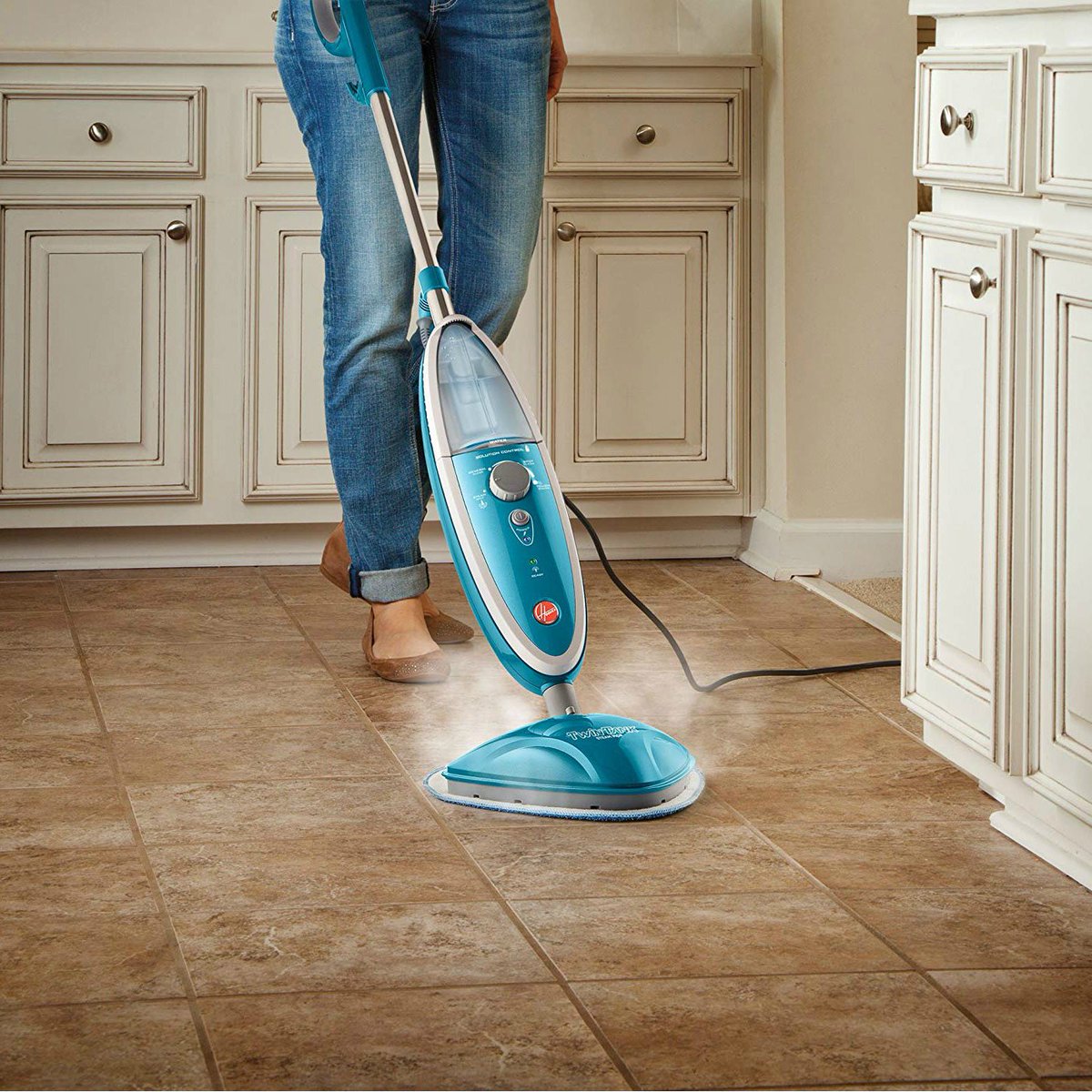 If you want the disinfecting and cleansing power of a steam mop but with an option of injecting a purpose-designed detergent solution when the cleaning gets tough.

See the Hoover TwinTank's review @ ow.ly/GgdE50uAwfO

#SteamMop #productreviews