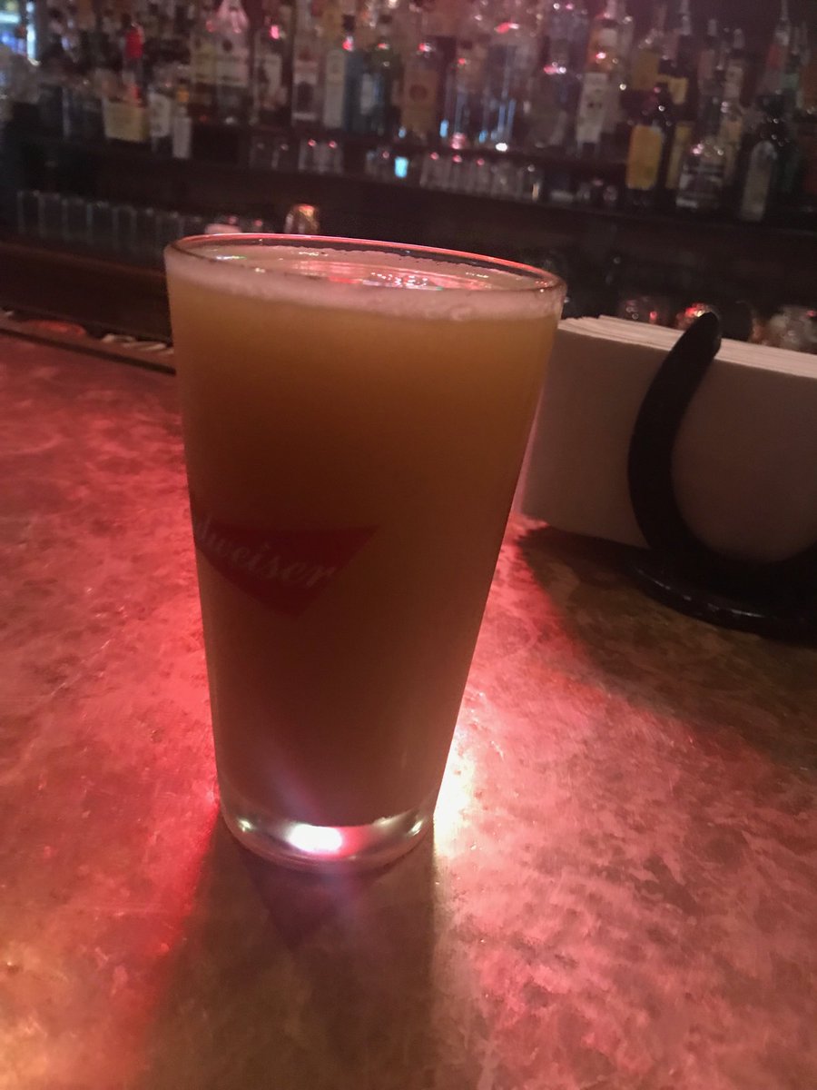 406Foodie's tweet photo. Late night ‘to go’ stop at the #Bar47 in #WhiteSulpherSprings. Unique menu in a quaint central Montana setting. Grab a @2BassetsBrewing Hazy IPA while you wait.
#LastBestPlates #MontanaFood #MontanaEats #Foodie https://t.co/28svrRlSWx