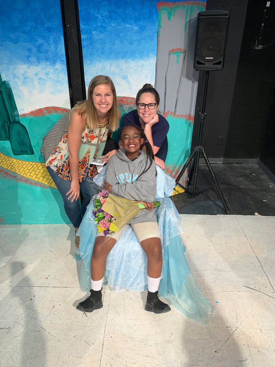 msclough4's tweet photo. we are so proud of our #3rdgrade actors and actresses who were AMAZING in The Wiz tonight! we love you all! @SingleCarrot @MargaretBrent53 https://t.co/FGeZiZPFsf