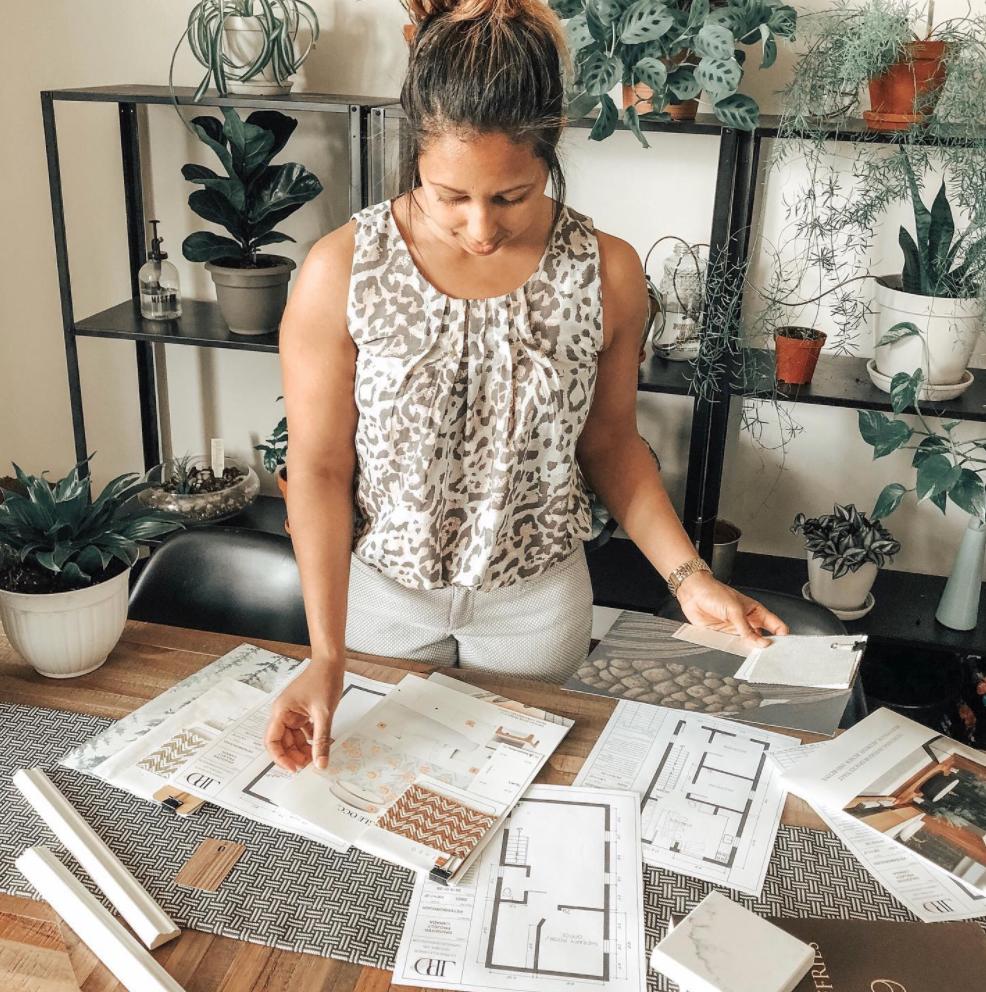 priscilledesign's tweet photo. Happy Monday friends!!! It’s an exciting week this week! Few meetings, deadlines and a lot of sunshine! 
Wishing you an all amazing week!
#InteriorDesigner #Wellness #Plantlove https://t.co/lV2hEX16BO