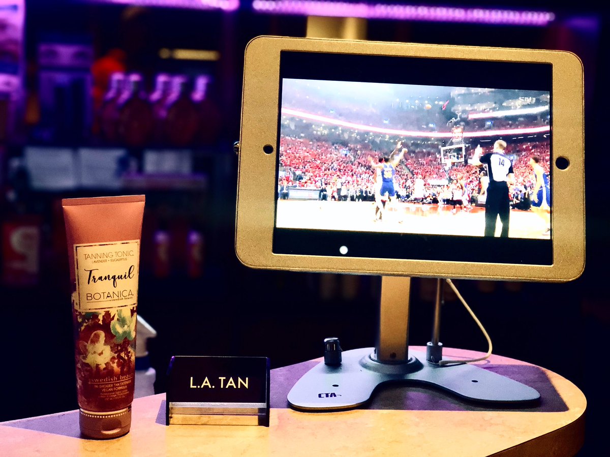 LATanToronto's tweet photo. 🏀 LET’S GO RAPTORS 🏀 Streaming the game live from our #Toronto location 🇨🇦 #NBAfinals #TorontoRaptors #WeTheNorth #the6ix https://t.co/42OxiKSUDn
