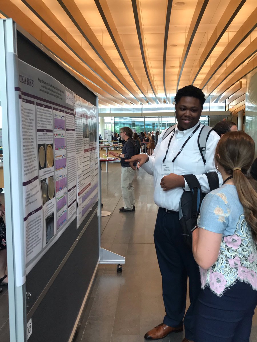 Had a great #seasymp2019 with great keynote speakers and excellent student phage research. Our very own Gracie did an excellent job!