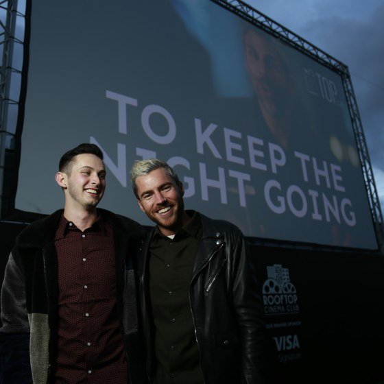 RooftopCinema's tweet image. #PacificSD took their #BlindDate series to our rooftop at @GrandHyattSD this month! In the words of editor @jiann81, "The glittering city is the perfect backdrop for this blind date." Read the full story: bit.ly/2XyqKuc  #RooftopRomance @PacificSD