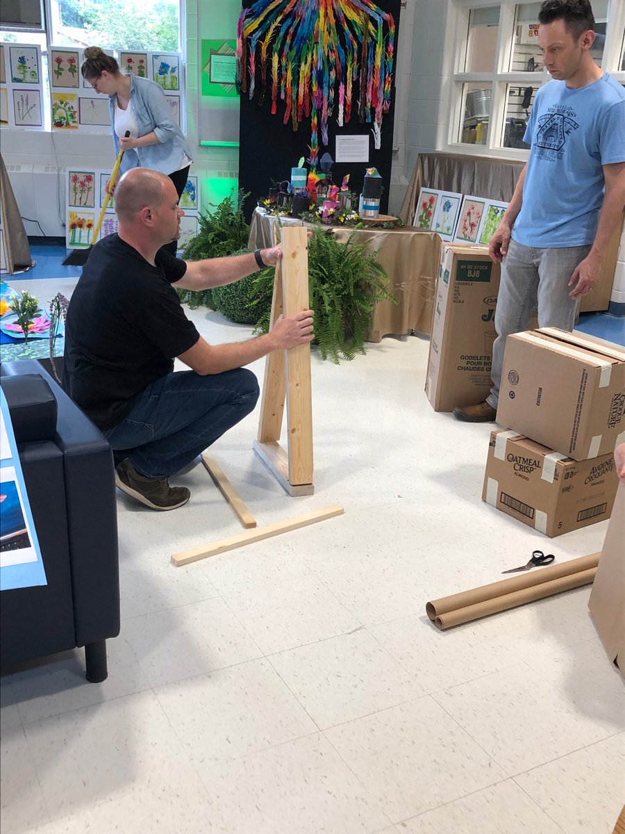 MsMaier101's tweet photo. What a tremendous team effort today! Your @StJamesDPCDSB staff were busy getting ready for our first art exhibition. See you tomorrow at 6p.m. for ‘Seasons of St. James’! https://t.co/a4AUMYyugD