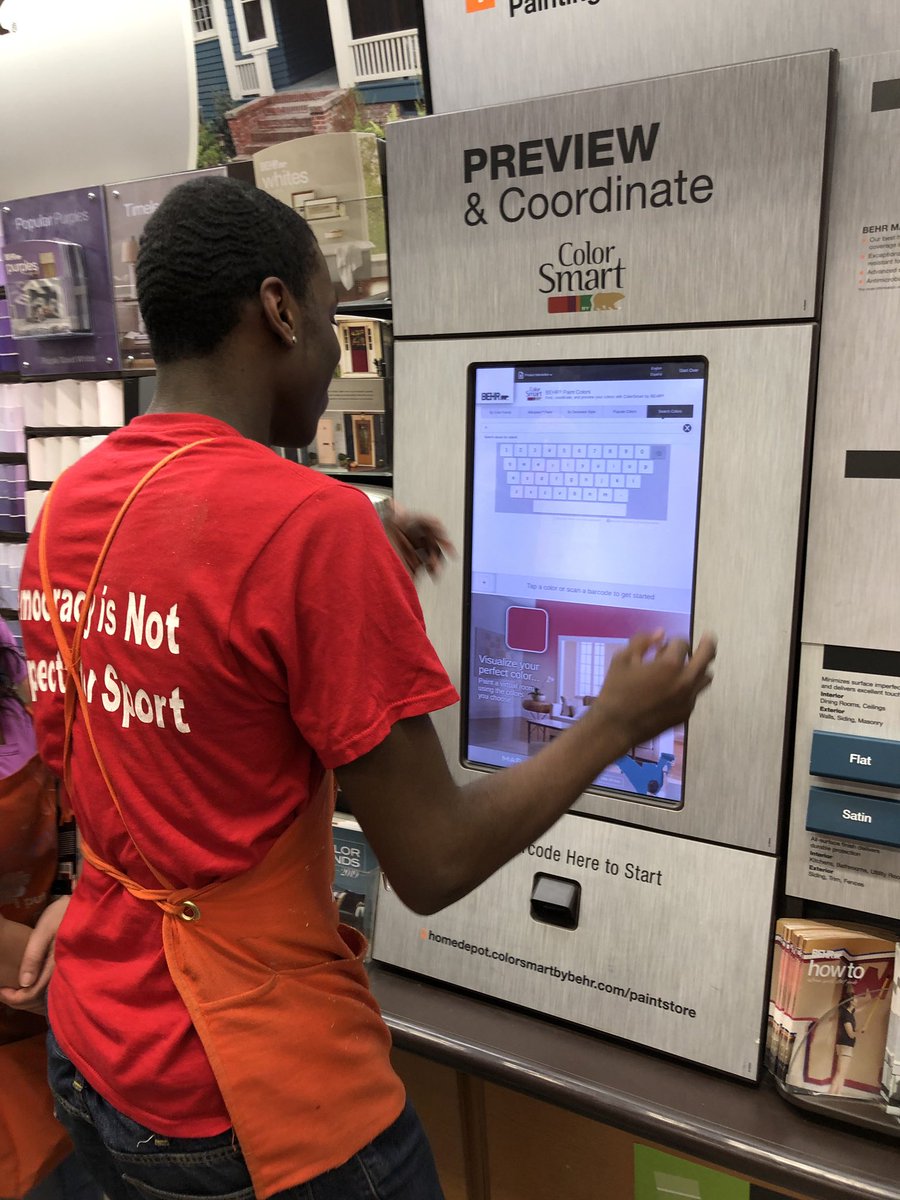 georgegray3's tweet photo. Great evening meeting with these awesome associates talking about the fathers day gift card contest and Pat doing a Fantastic paint pk! @CharlesMRivers1 @billmurph5 @alisosky @hmalak @JasonArigoni https://t.co/Dxa5LkLC8U