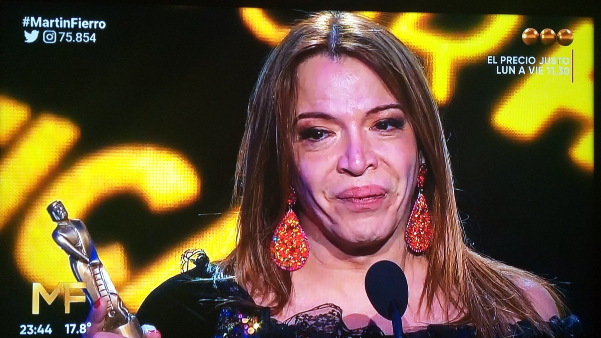 BePeDeok's tweet photo. En mí país las mujeres trans ganan Martín Fierro y las pibas están haciendo el mejor mundial de la historia. El cambio está en marcha y es imparable! https://t.co/fTVnbKvXGL
