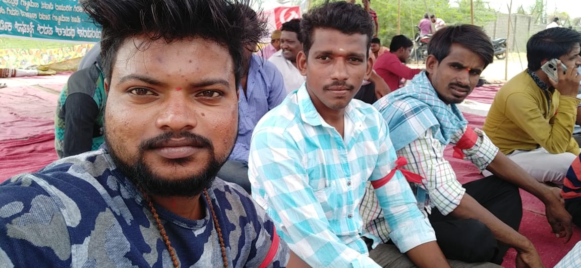 sadananda04's tweet photo. @PMOIndia @narendramodi Respective.
Dear sir YTPS plants labours issues care me sir so many day strike  not eating foods..
Please consend official issues solve me sir please

Your faithfully.
Sadananda https://t.co/Af5XglRTQW