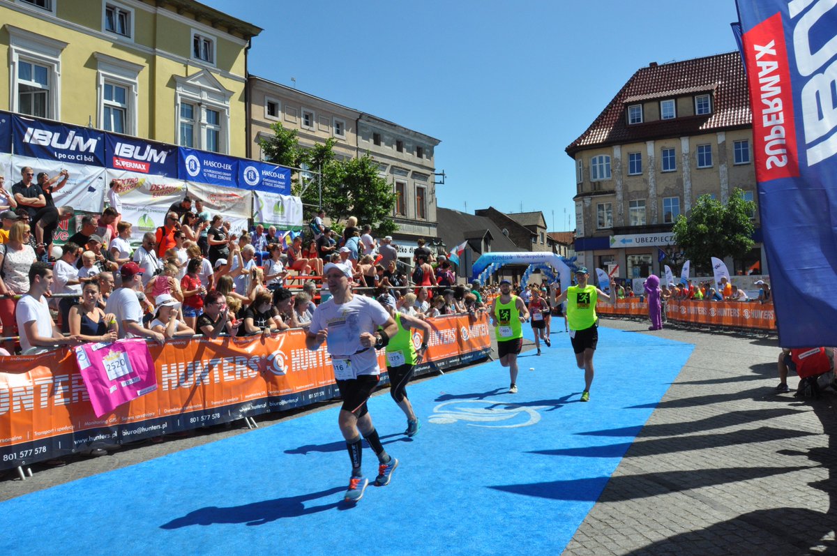 DawidFrik's tweet photo. Grodzisk Wielkopolski gratulacje! Dziękujemy za fantastyczną atmosferę i sportową rywalizację. Cieszymy się, że Grupa Hasco kolejny raz mogła uczestnizyć w Grodziskim Półmaraotnie Słowaka. https://t.co/PIMW8XC1Uh