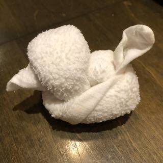 清水32歳たいがさん Lovbus おじ様の顔を拭いたあとのおしぼりをアヒルちゃんにしておいておく T Co Sylapst1re Twitter