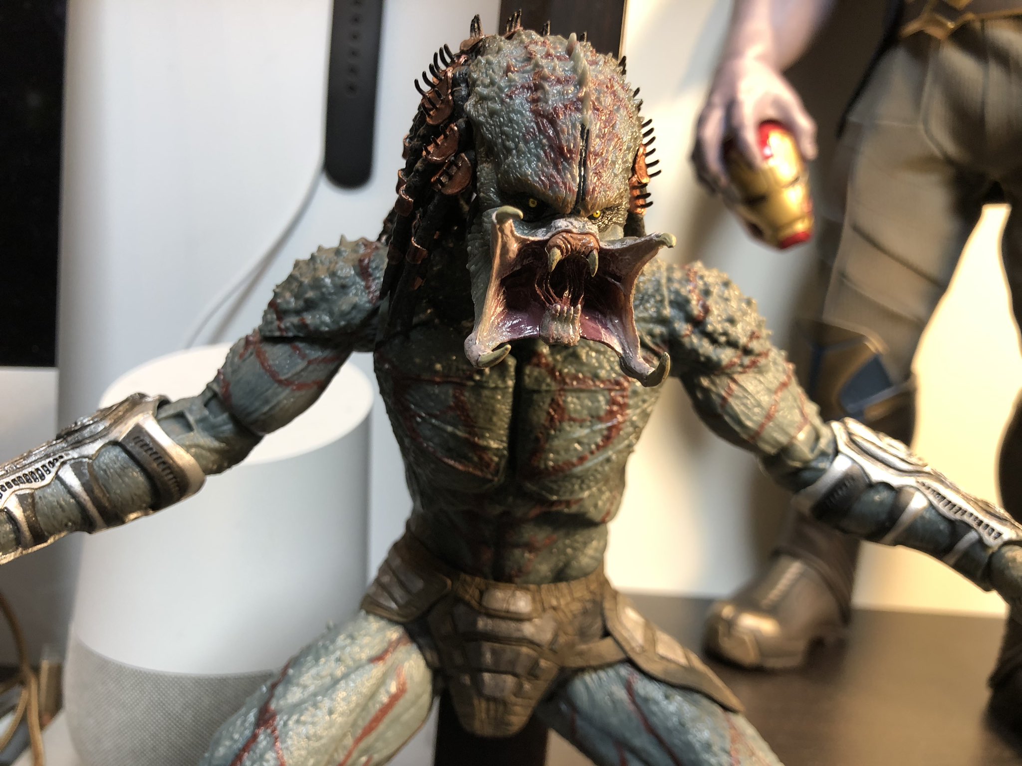 ❗️激安価格　毎日〜1000円値下げ❗️アサシン・ プレデター　DX版 ❗️激安価格 毎日〜1000円値下げ❗️アサシン・ プレデター DX