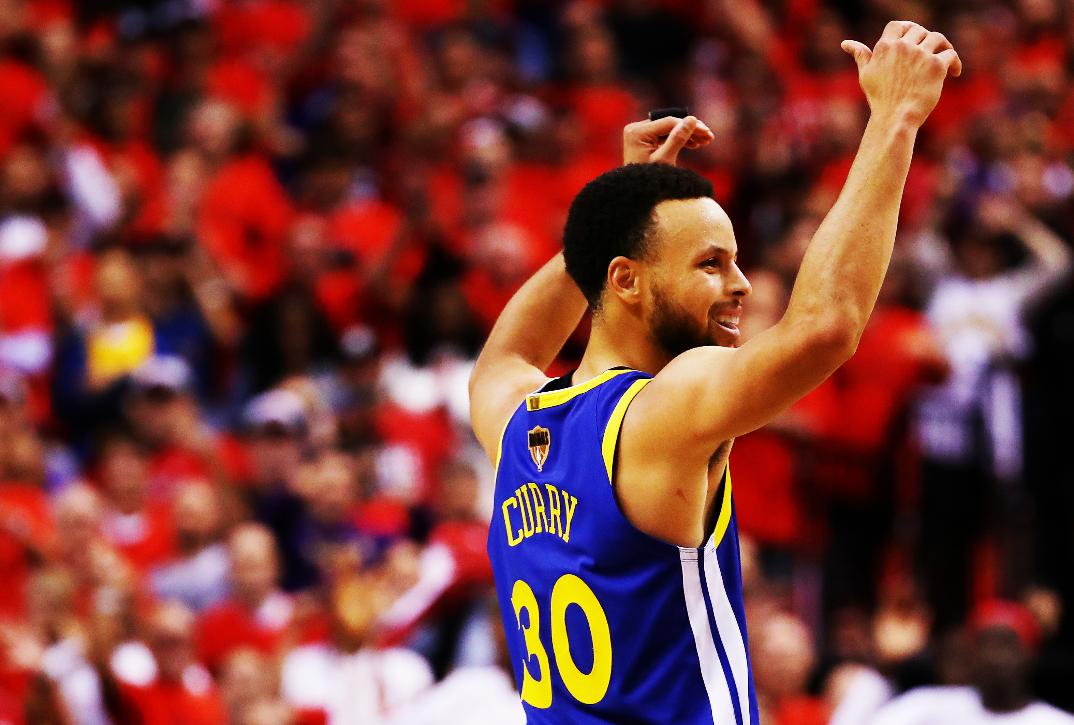 InvictosSomos's tweet photo. 106-105. 3-2. LA SERIE SIGUE VIVA. MÁS FINALES DE LA NBA. #DubNation #WeTheNorth #NBAFinals https://t.co/6n2hEG2gjD