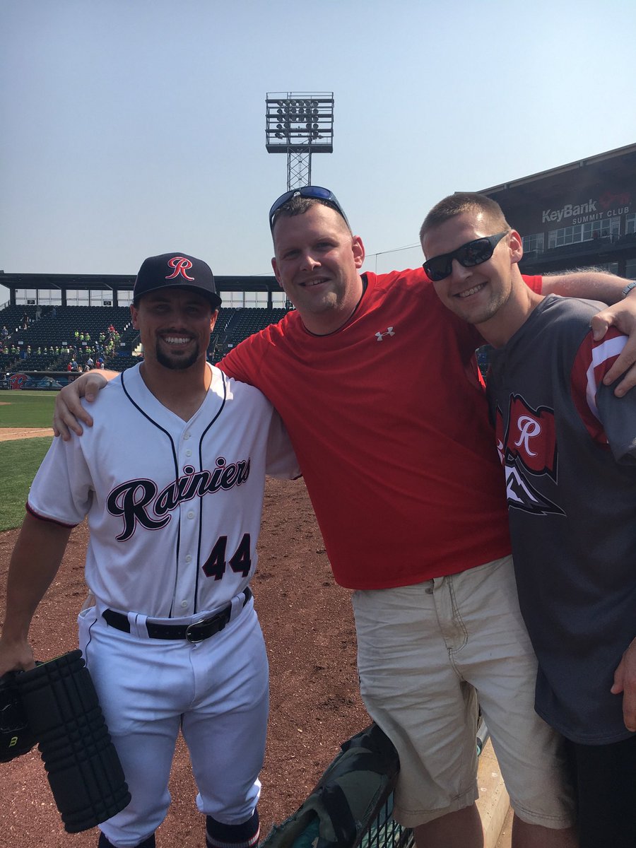 Garrity73's tweet photo. @SueWeiss22 @DanAlt3225 Right where he belongs —- well almost right where he belongs #NextStopSeattle https://t.co/rr51AxiLA4