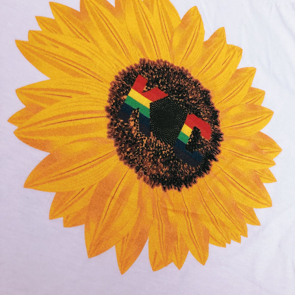 MountainMoverCo's tweet photo. Sunflower City Pride Edition Tees are on sale now for ONE WEEK ONLY. Grab them while you can! 🌈🌻🌈

LINK: https://t.co/niNi8T5sZE https://t.co/pHwmG2bLd6