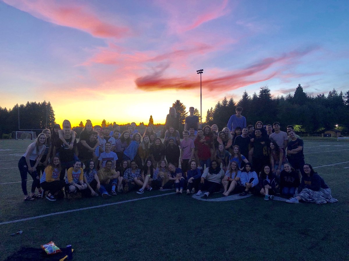watts_the_haps's tweet photo. Happy Graduation Eve to the class of 2019!  Your have made an impact on so many already and I can’t wait to see what the future has in store for you. 🎉🎊❤️💛 @PHS_Seniors19 https://t.co/AcrwxwbXNK