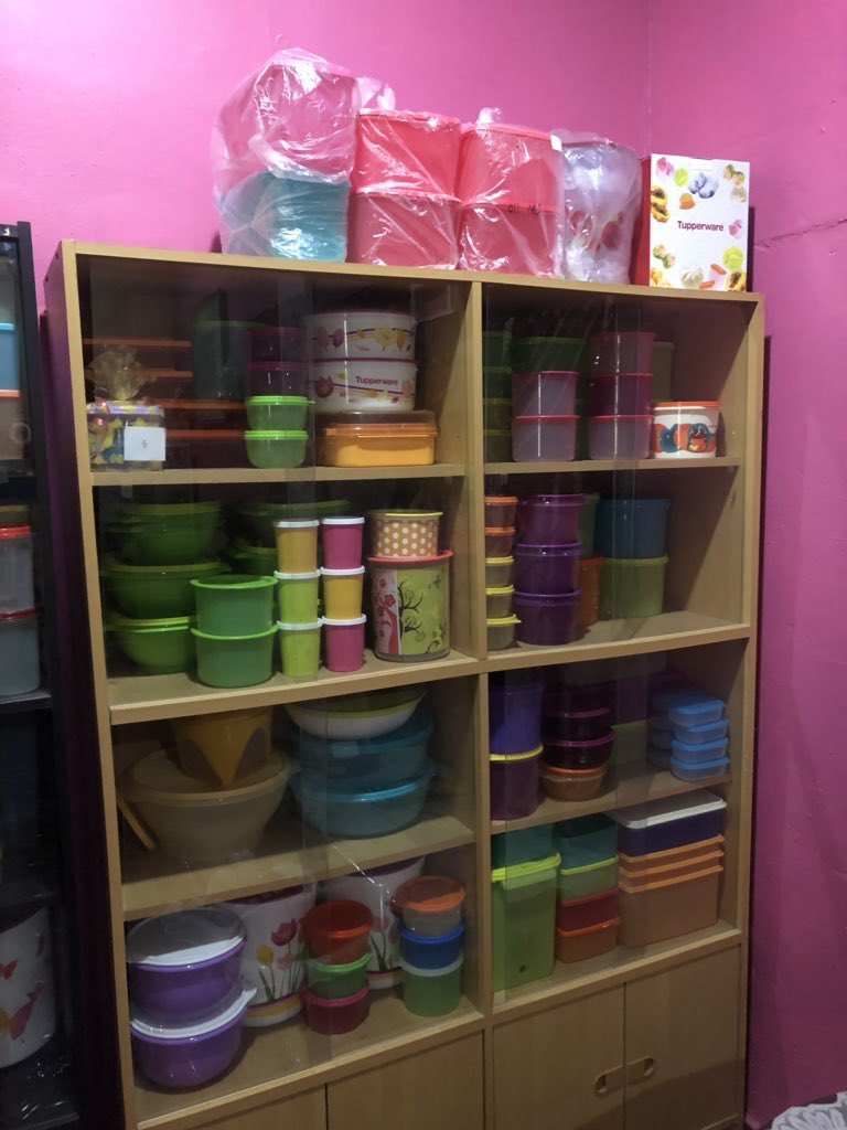 Nur Aliah Mohd Nor On Twitter 4 Tupperware Ni Juga Umpama Bunga Ros Bagi Wanita Tak Payah Pening Nak Cari Kedai Bunga Hidup Bagi Sejambak Tupperware Pun Dah Boleh Pikat Hati Kami