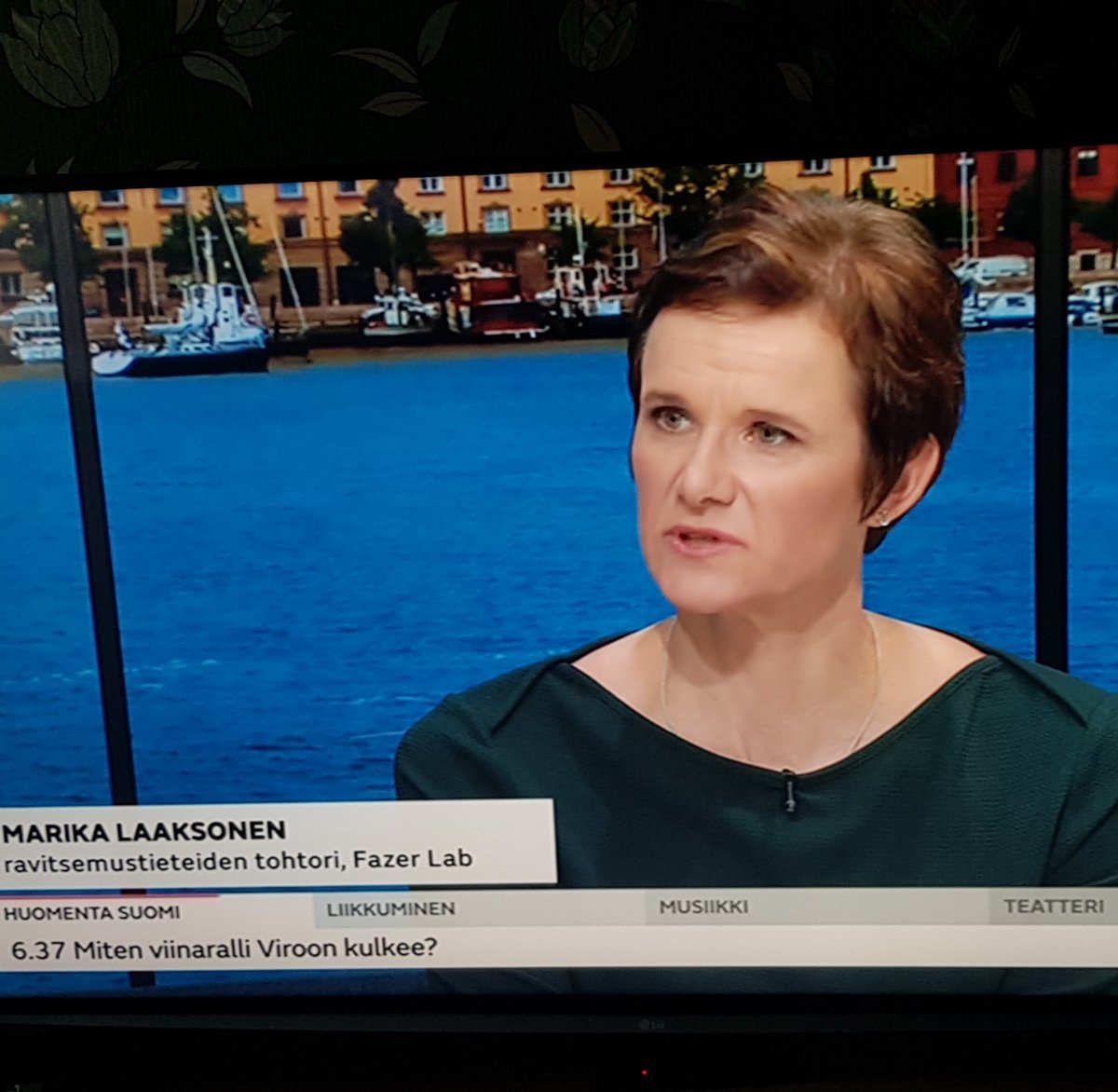 Kollega tänään Huomenta Suomessa keskustelemassa ateriarytmistä, välipaloista ja ruuan ja aivotoiminnan yhteyksistä.
#fazerbrainhow #ratkaisujaruuasta