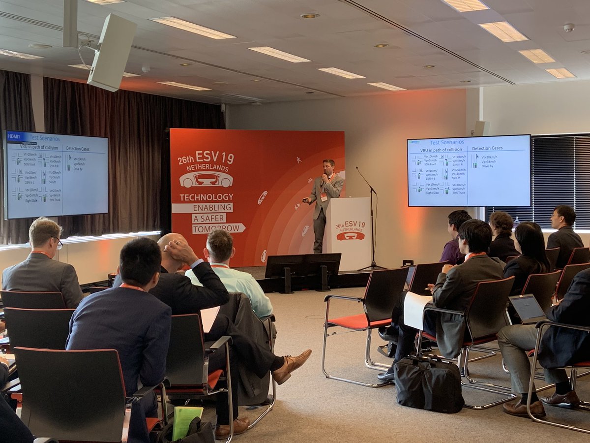Today we have three parallel sessions, not only in the Dome but also in the Philips hall and Neptune #ESV2019