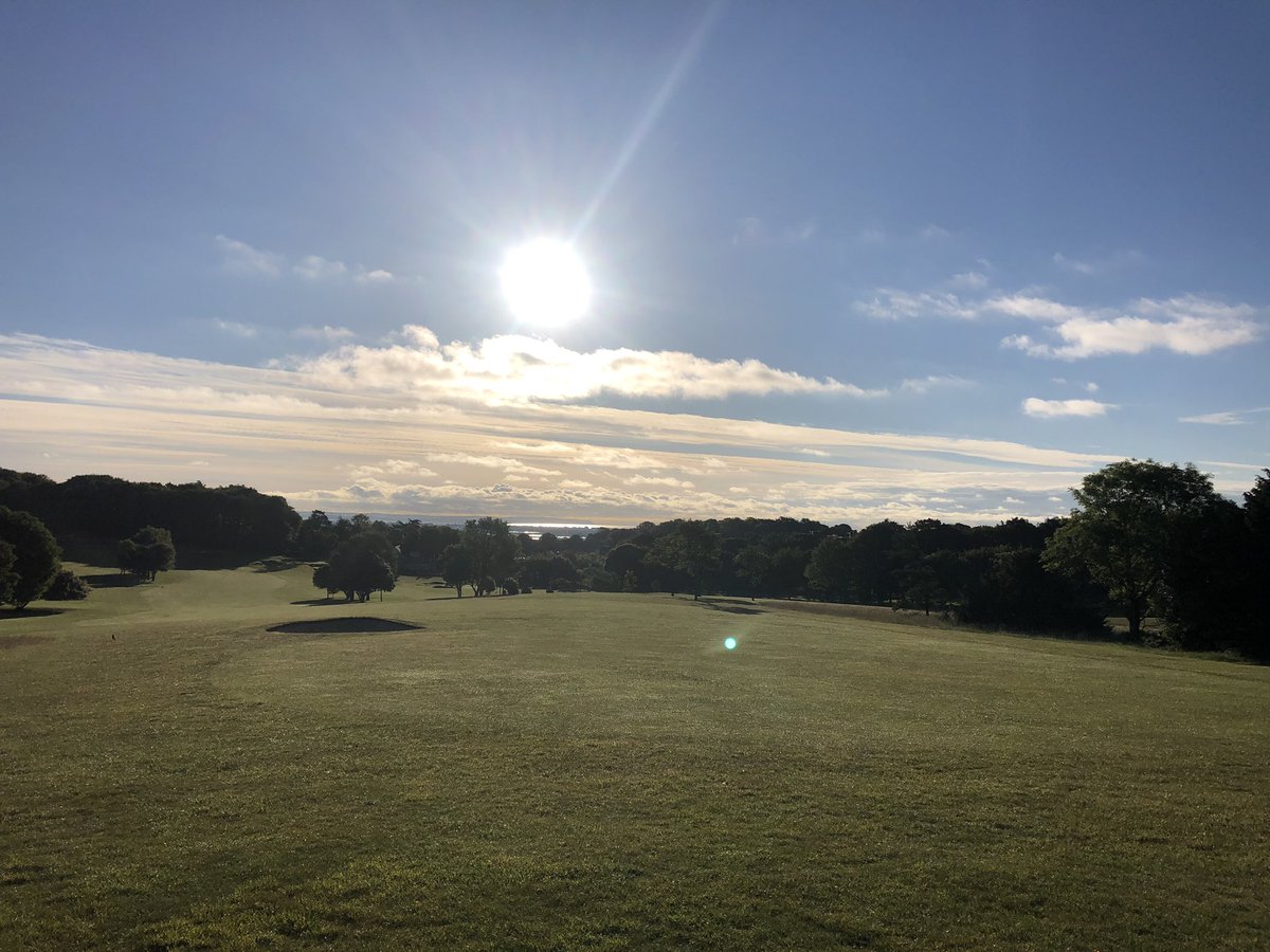 A new daily rain record for Willingdon Golf Club yesterday, a massive 59.4mm.....
Course status today.....Main greens all round, open and ready for play from 7.30am.