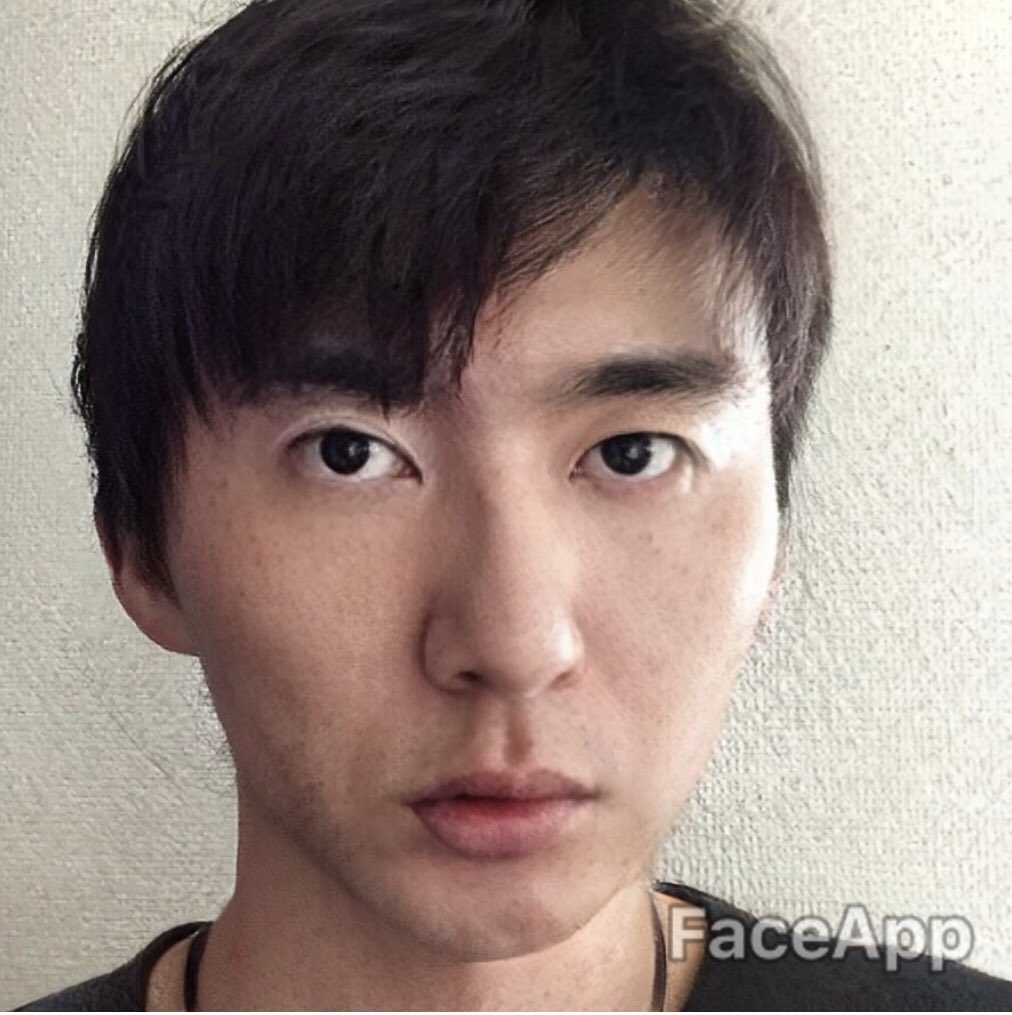 悠妃りゅう S M 発売中 A Twitter いやいやいや 加工で陶器肌になってるんですよ 生はソバカス くすみ ほうれい線酷いですw