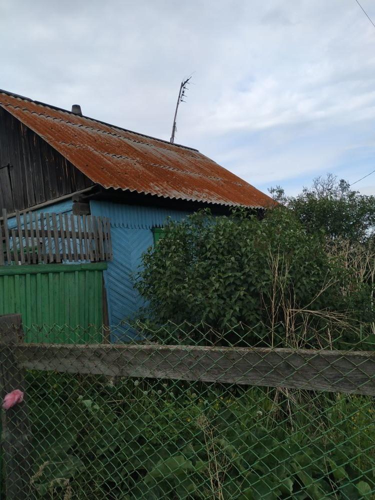 #ХН_история 
50 человек выстроились в цепочку и передавали ведра с водой, чтобы потушить дом соседки

Оксана стойко отнеслась к свалившемуся на голову несчастью, но ей нужна помощь. История Оксаны по ссылке📌⬇: 
hornews.com/history/50_che…