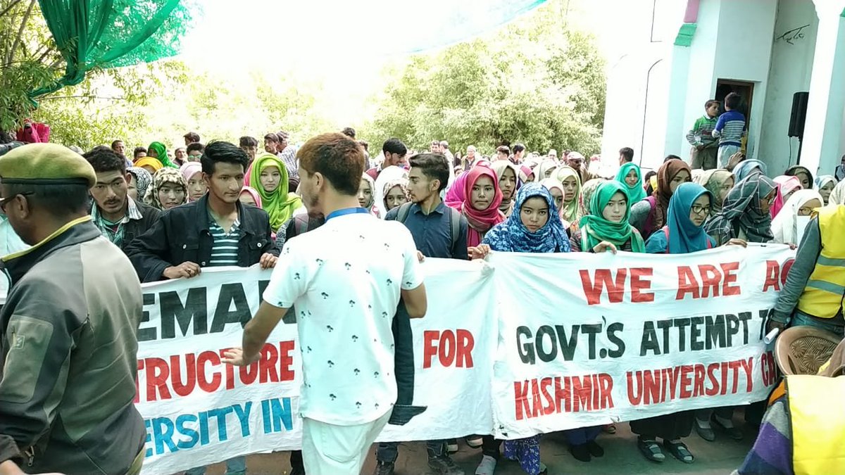 BanooKhurshida's tweet photo. We the students of kargil want separate  admanistrative  block for  caluster university .
#savekargilcampus
#savekargilfuture
@JamyangTNamgyal
@LadakhAffairsJK
@radionews_kargil
@Shehla_Rashid
@sajjadkargil
@shahfaesal https://t.co/uBFh2UFeey