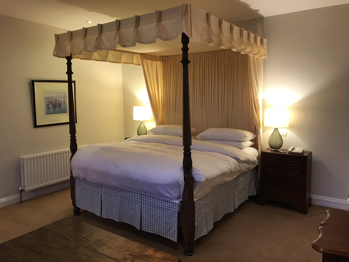 dietrichklein's tweet image. Met up with my Enterprise Architect peers @YanivGiat and @BrunoMars last night in iconic Ireland 🇮🇪 joining the rest if the pack today to enhance our skills and consulting capabilities as a team. Clearly #VisionMatching is on the agenda embeded in the rich ideas all team members.