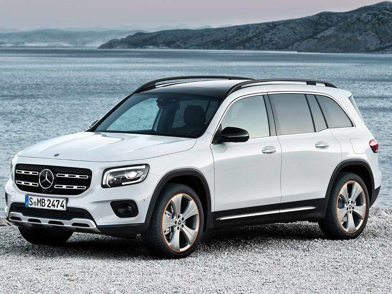 #BreakingNews- Mercedes expands small crossover lineup with GLB feedproxy.google.com/~r/autonews/Br…