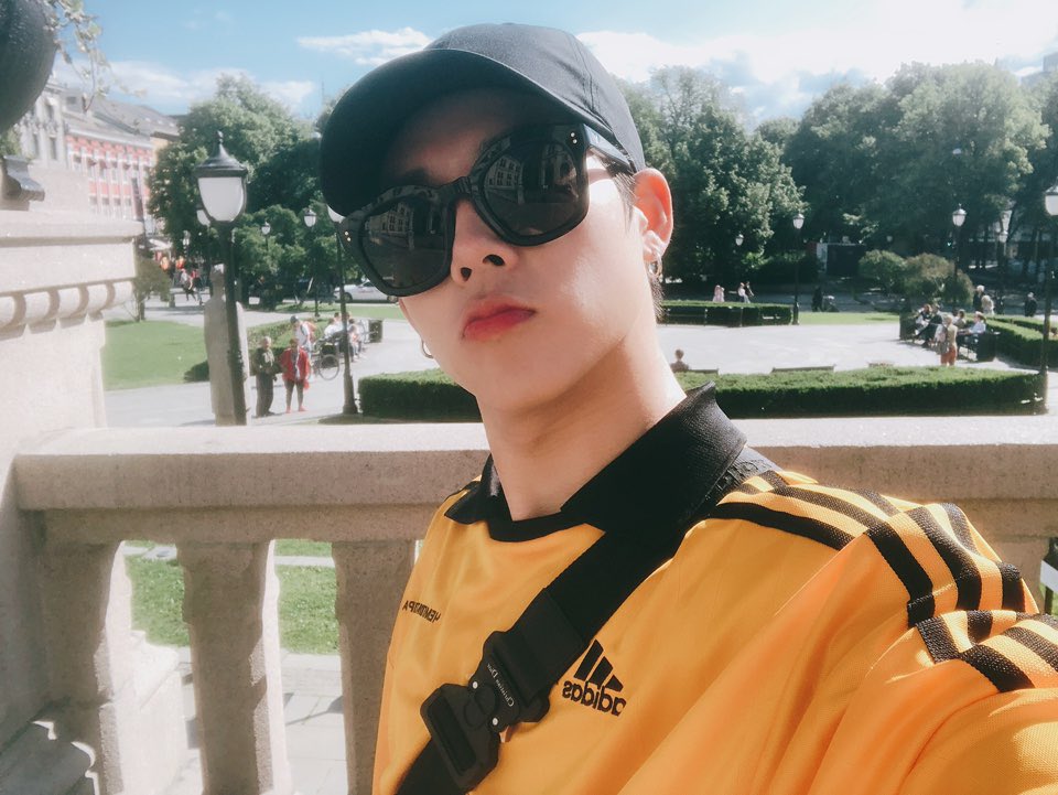 OfficialMONSTAX's tweet photo. [#주헌] 노르웨이.. 진짜 아름답다...☺️
몬베베도 #바바요 https://t.co/hFSCCptAdE