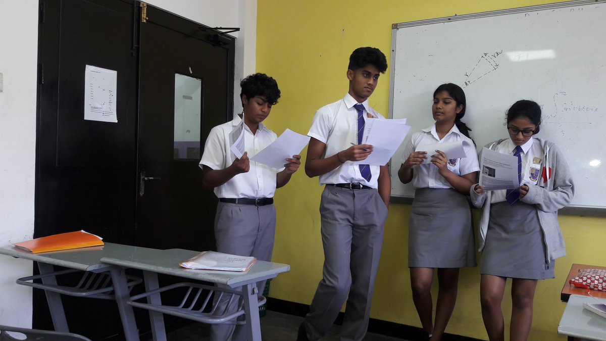 BSC_SSCommerce's tweet photo. Y12 Economists doing a presentation on 'the tech giants and their monopoly power'#monooly https://t.co/q9Vujpppfv