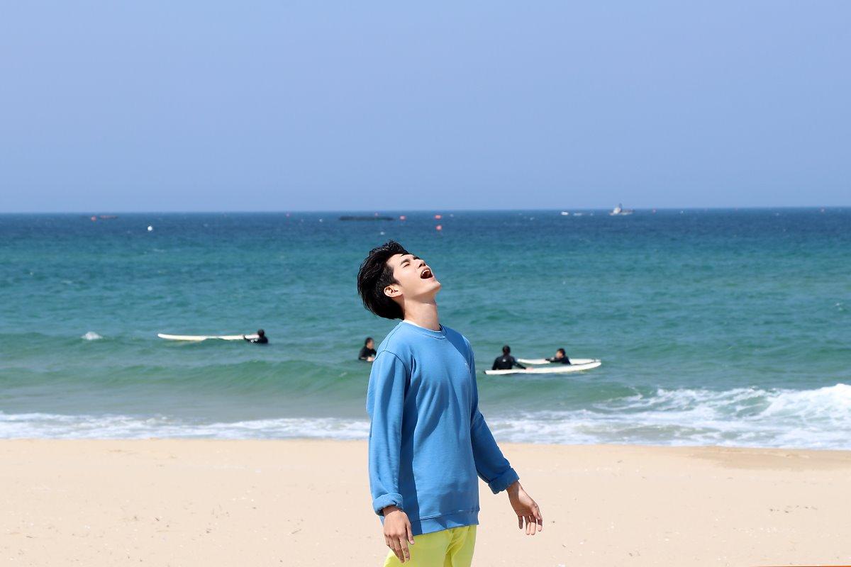 ongieeeyah's tweet photo. I was born to love you 💙
#옹성우_하트싸인
#ONGSEONGWU 
#0611_ONGxPEPSI https://t.co/tCQuEqTiKS
