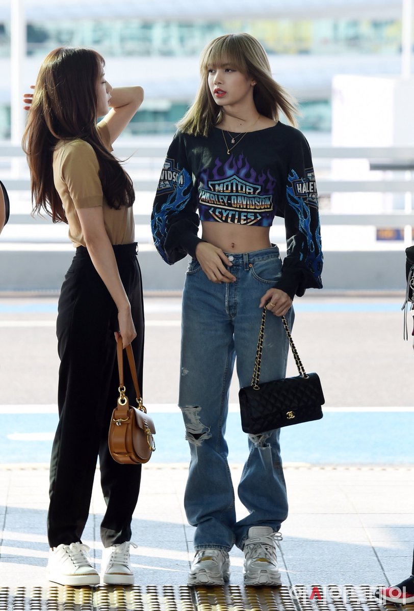 Pannaticさんのツイート Lisa Stuns K Netz With Her Ant Waist As Seen From Her Airport Fashion Earlier Today T Co Aqoerwac7h Blackpink Lisa T Co Jttwqge8ho Pannaticさんのツイート Lisa Stuns K Netz With Her Ant Waist As Seen From Her Airport Fashion Earlier Today T Co Aqoerwac7h Blackpink Lisa T Co Jttwqge8ho
