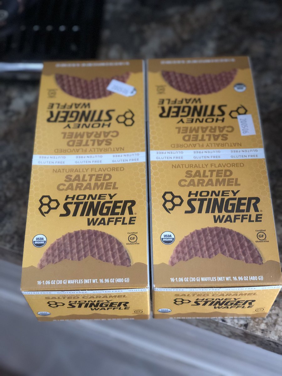 brendas_outside's tweet photo. I love the new packaging for my @HoneyStinger waffles 😍👍❤️ #sweetentheburn #HSHive #newlooksamebuzz #stingorbeestung #wafflewarrior #eatstingrepeat #nutrition #tritraining #honeystinger https://t.co/nD8Tei7J8C