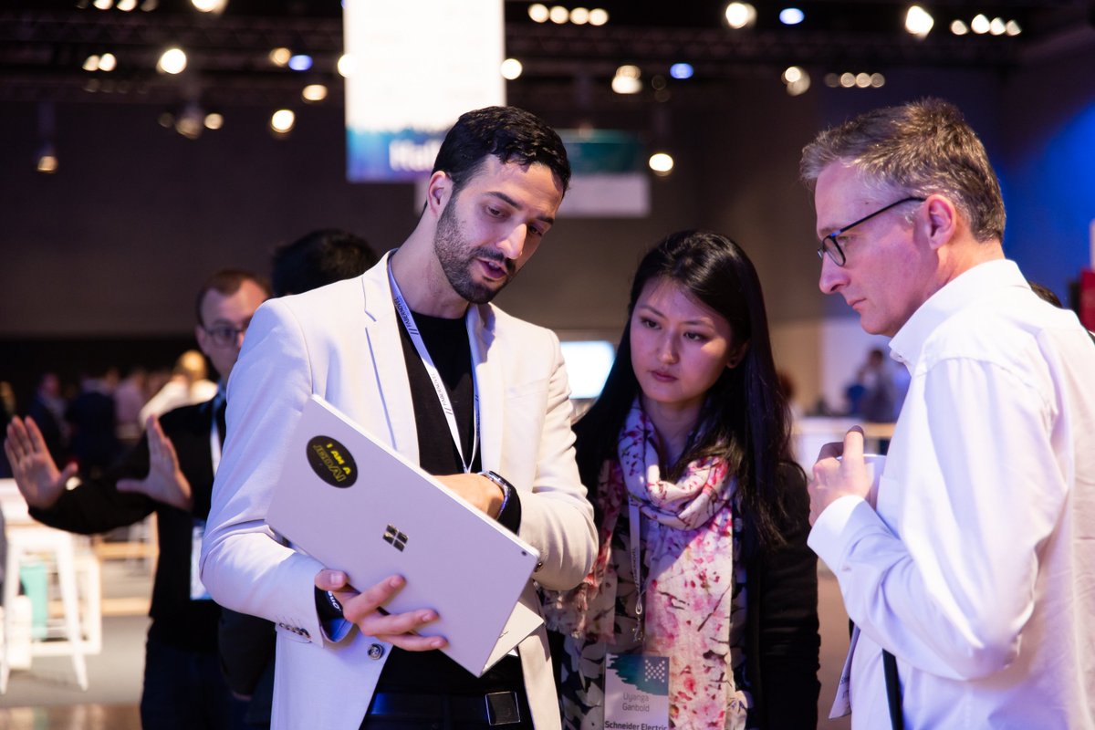 Every year, the #mobile ecosystem is in Paris for 2 days to share about the sector’s best practices. 📱🤝

📸 Othman Chiheb, #App Modernization &amp; Innovation Sales Lead (#IA, #Bot, Azure #DevOps..) at <a href="/microsoftfrance/">Microsoft France</a>.