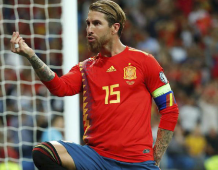 elchiringuitotv's tweet image. 🚨🚨🚨¡ENCUESTA! ¿Quién DEBE LANZAR los PENALTIS en el MADRID la PRÓXIMA TEMPORADA?

🔁RT= @hazardeden10
❤️ME GUSTA= @SergioRamos

¡Nos vemos a las 3 en #JUGONES