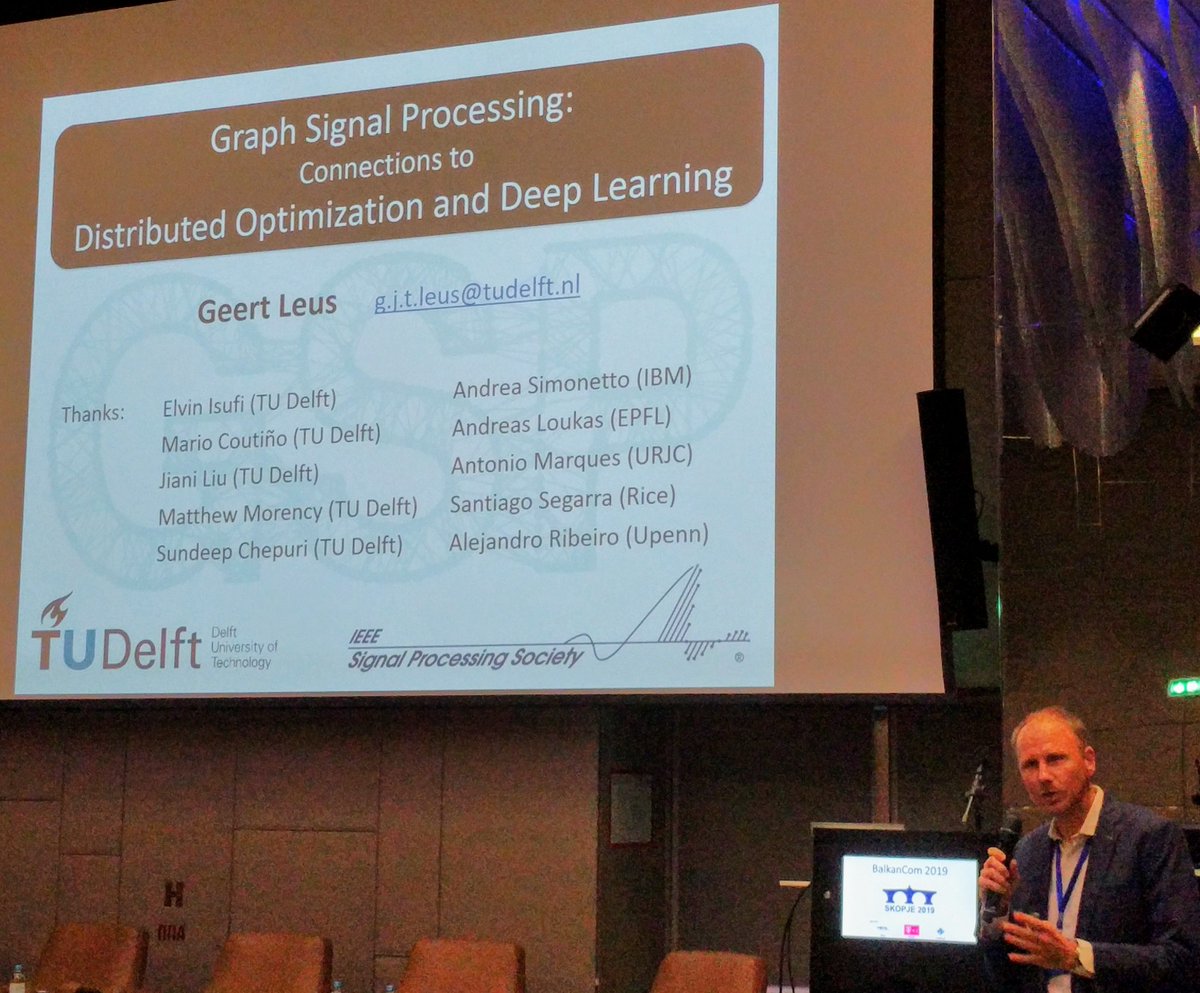 Prof. Geert Leus from #TUDelft just giving a keynote talk on graph signal processing with the emphasis on connections to distributed optimization and deep learning. 
..
#BalkanCom2019 #Skopje