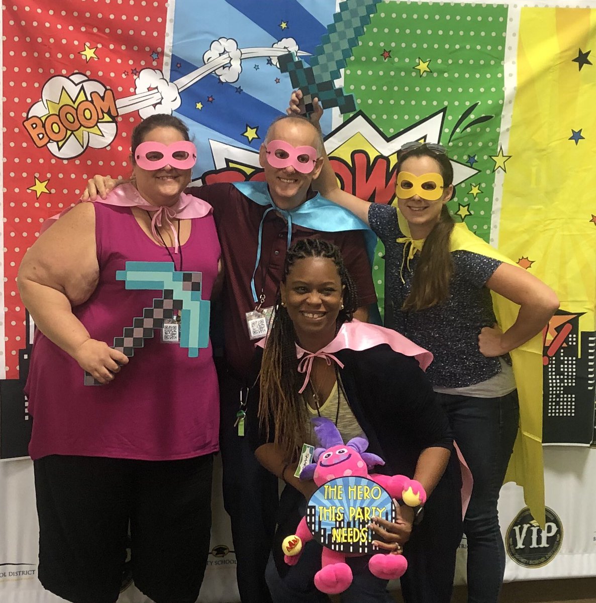 BethanyITC's tweet photo. @_rosataylor getting ready to learn some NEW tech super powers at @BibbSchools #DIGIN19!!! https://t.co/zH451UCks2