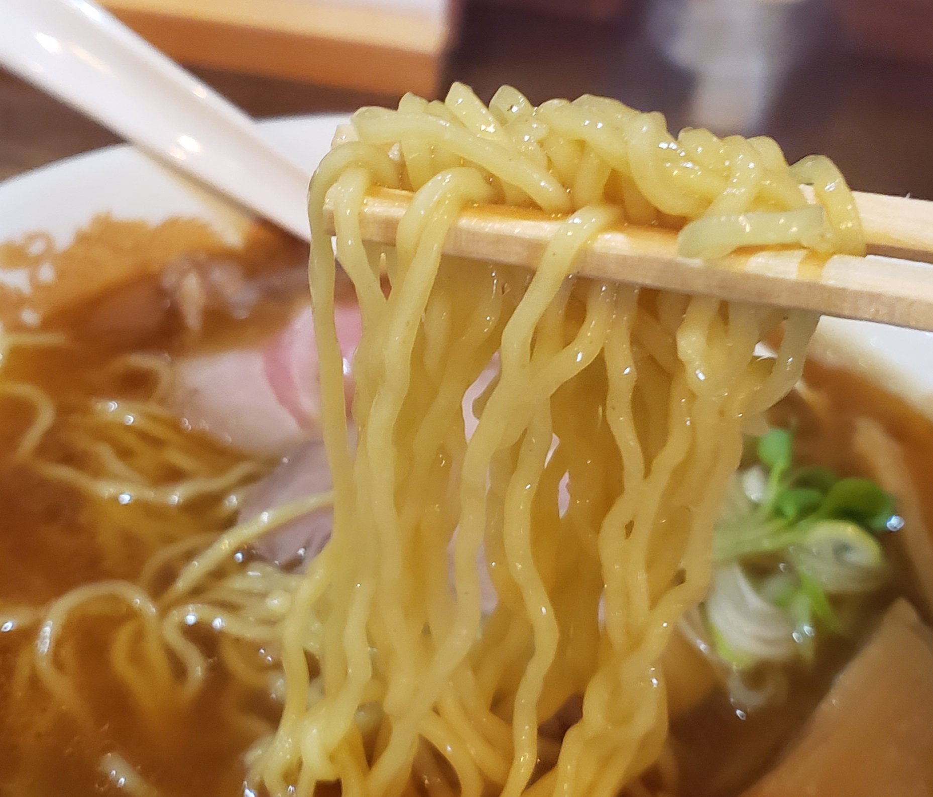 エズラ 花巻の支那そば僉さんへ 支那そば醤油頂きました あっさりしながらオイリーなスープ 好きですね 旨いです らーめん ラーメン 僉 岩手 T Co Gjwdbttrqc Twitter