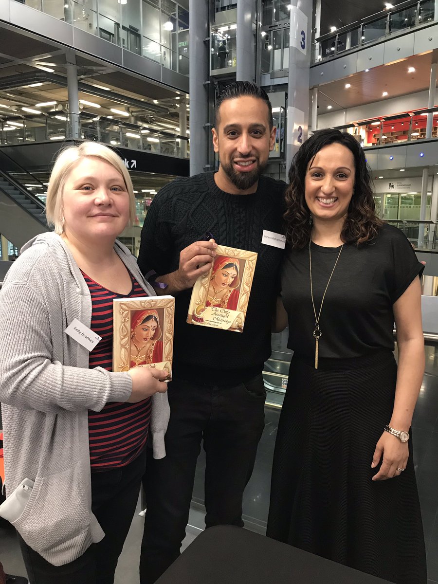BrumPartnership's tweet photo. Early Help Officers with Raj Jarrett - Author of true story The only arrange marriage @RajHolness https://t.co/cyJornJufN