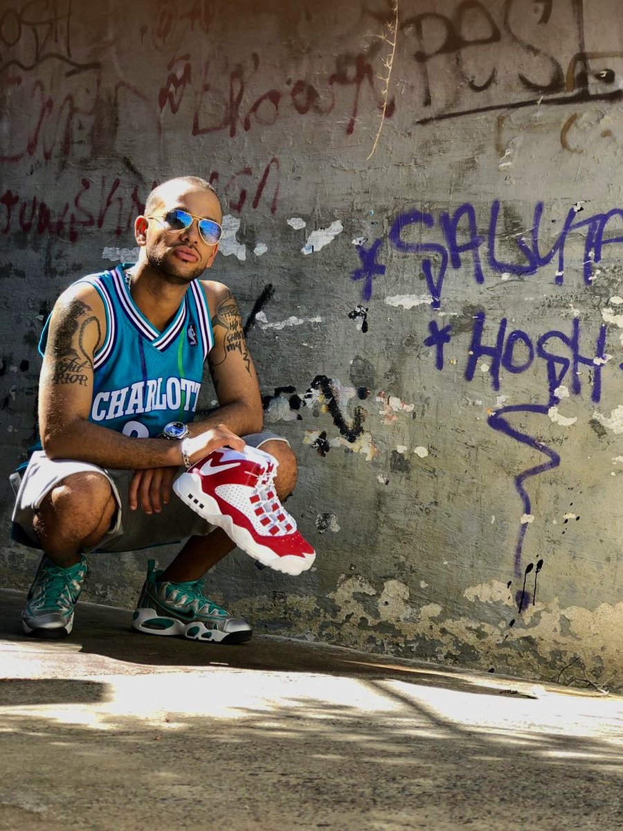 YoungstaCpt's tweet photo. Most of you should get undressed because all my clothing is KANT GET 
#UnwantedKicks store coming soon https://t.co/p0xMwQMZKS