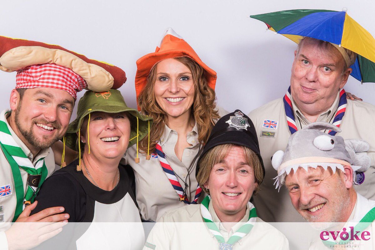 Thank you to everyone who came to our AGM yesterday especially @AlexxiaPG and Regional Commissioner Hamish who flew over just to wear some funny hats! #SkillsForLife #Scouts