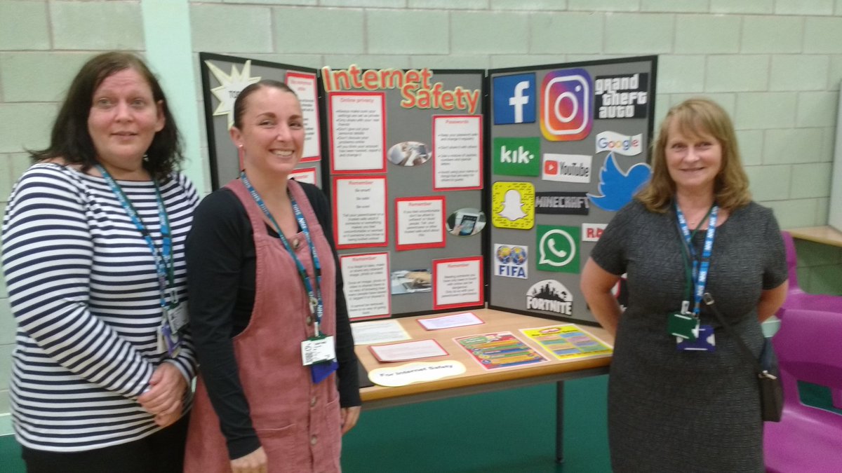 CraigCcc24's tweet photo. The weather outside might be frightful but indoors at #Westgate College we are all excited about today's health fair. #wearelpt #healthytogether #weareschoolnurses https://t.co/8IUiogoPjn